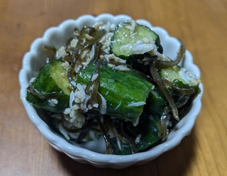 副菜（たたききゅうりのごまナムル）