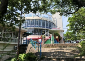 （２）鉢伏山山頂にある須磨浦展望閣