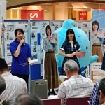 すまぼうやコウベリーズも参加し行われた「須磨検定」＝須磨パティオ
