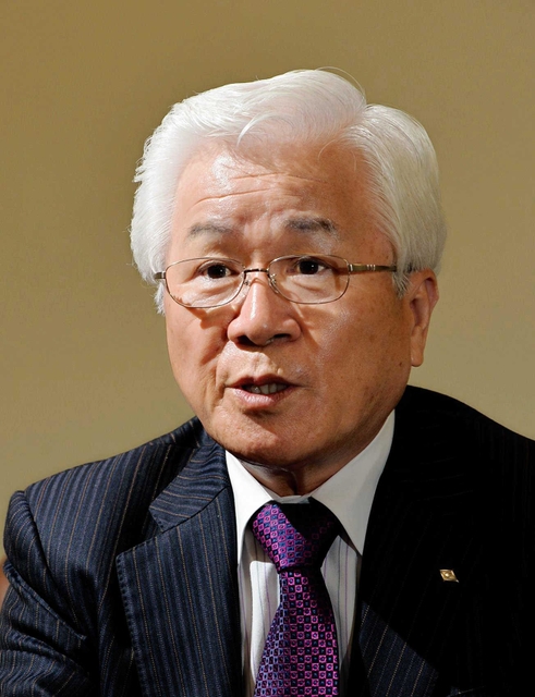 神戸製鋼所　佐藤廣士相談役