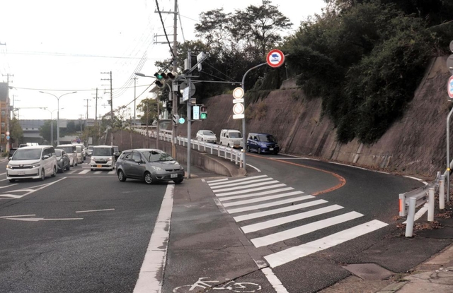 地元で親しまれている市道「七曲がり」＝神戸市垂水区名谷町（撮影・末吉佳希）