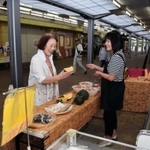 客足は減ったが、今も地域住民のコミュニティースペースとして愛されている＝神戸市垂水区本多聞４
