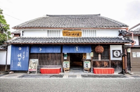 丹波篠山の伏流水を使って日本酒を醸す鳳鳴酒造＝丹波篠山市呉服町