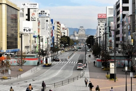 再整備が完了し、歩行者のにぎわいづくりが期待される大手前通り＝姫路市駅前町