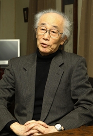 内橋克人・経済評論家