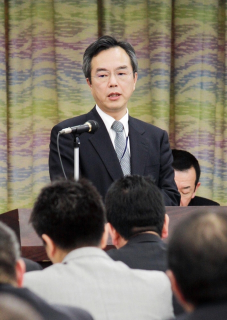 神戸山口組への取り締まり強化を捜査員に呼び掛けた太田誠本部長＝神戸市中央区下山手通５