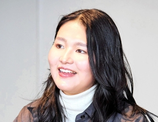 高原奈穂さん