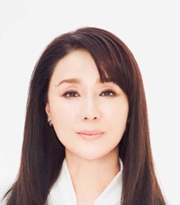 浅野ゆう子（女優）