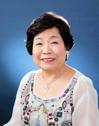 宮本慶子（神戸マリンバソサエティ主宰、マリンバ奏者）